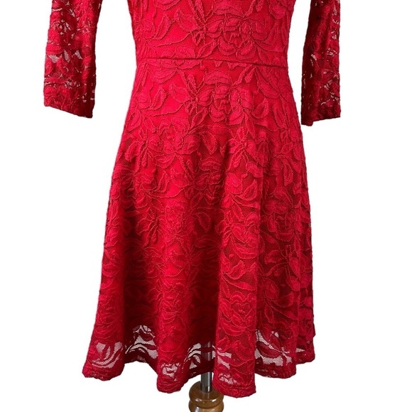 Material Girl Red Lace Scoop Neck Fit & Flare Dress Size Medium - Picture 5 of 11